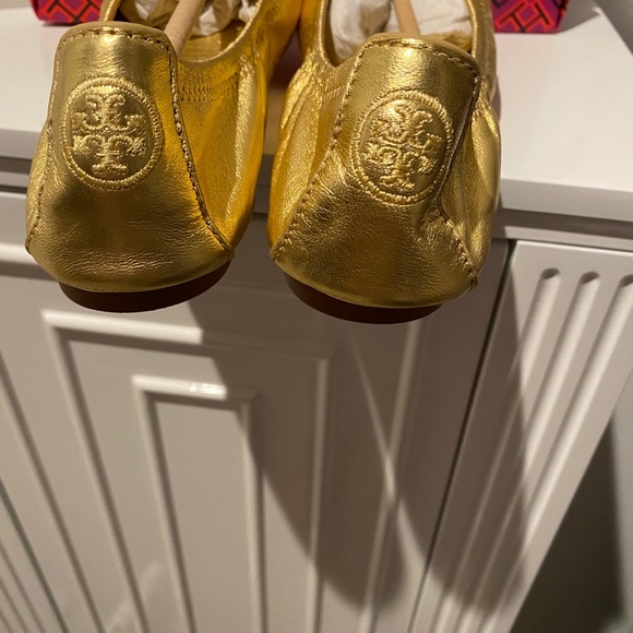 Tory Burch Eddie Ballet Flats - Picture 3 of 8